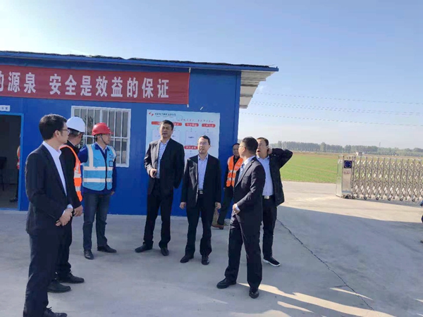 安阳永和220kV升压站项目部接受业主单位向导检查