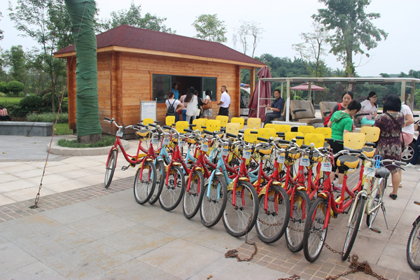 总公司与自贡分公司组织联谊活动，，，，，，，，共度中秋佳节