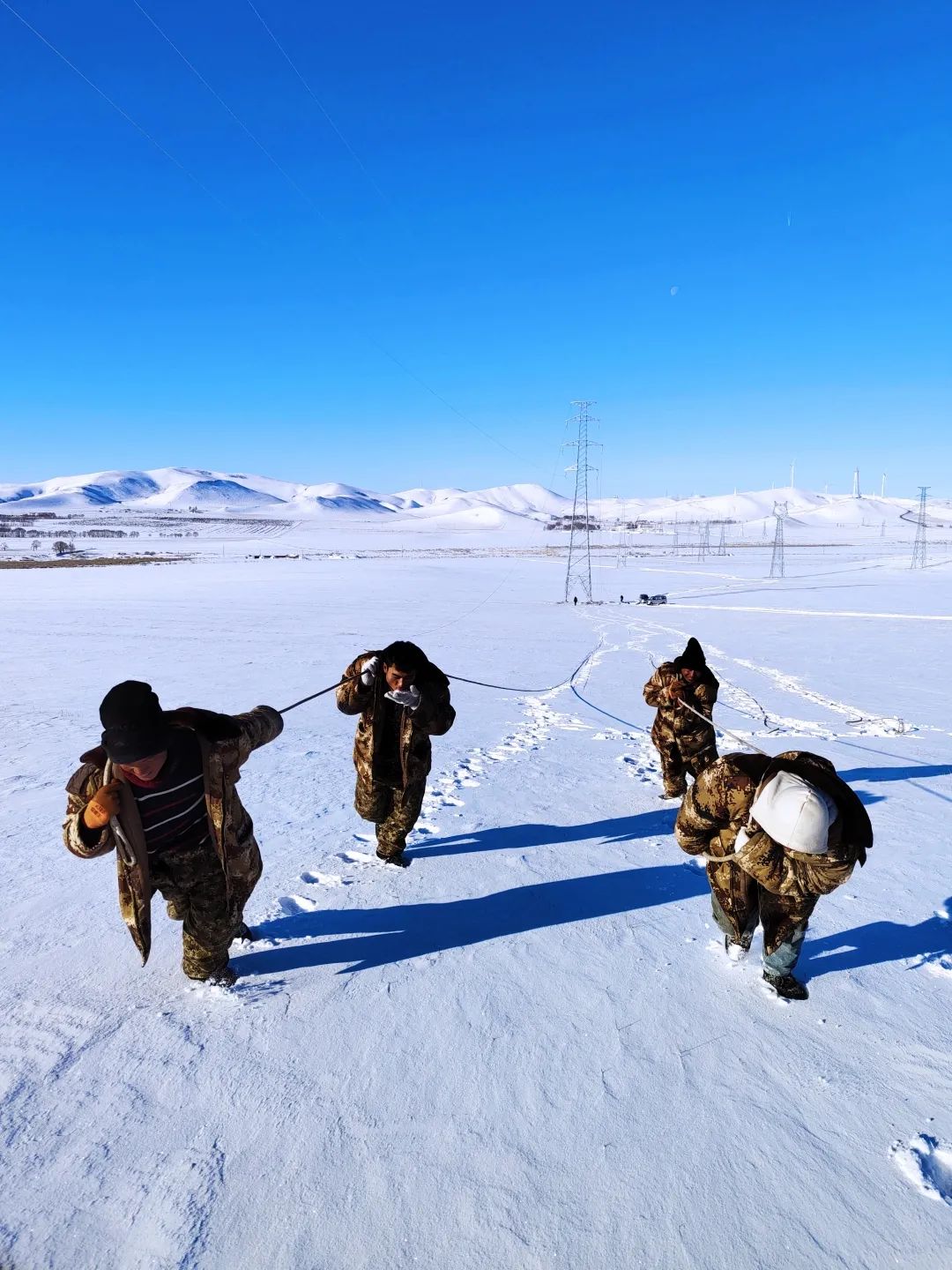 酣战风雪，，，，，坚守如一——正镶白旗225MW风电项目建设纪实