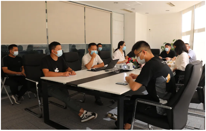 坚决阻止疫情伸张，，，，防控不松懈！