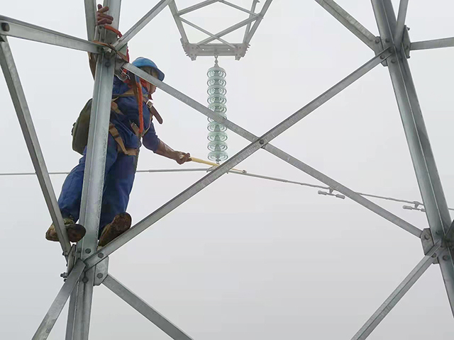 迎战雨雪，，，，，，，，全力恢复110kV美拖二线送电