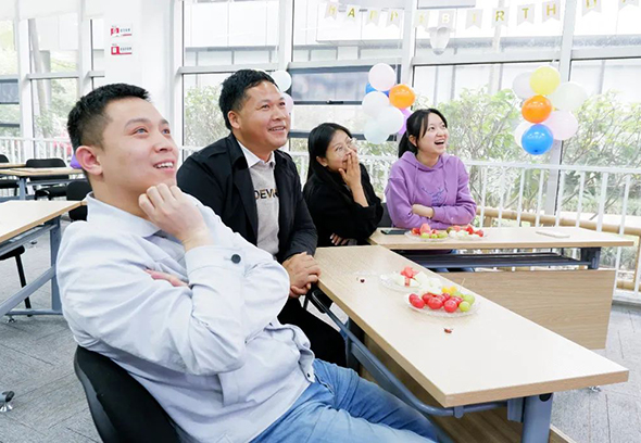 “温情奇发28，，，，，，，，欢喜相聚”奇发28电力集团一季度职工生日会，，，，，，，，将欢喜和温暖“拉满”