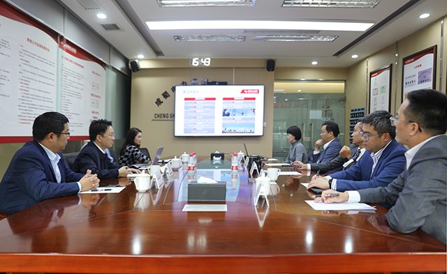 成都昱风能源科技有限公司陈洲一行莅临集团总部旅行交流