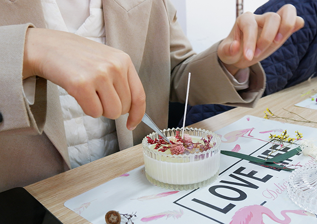 3·8最美妇女节｜闪灼她光线，，，，，，，致敬她实力