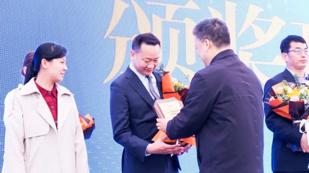 奇发28电力集团受邀加入“筑梦新城·共创未来”政企交流会并荣获奖项