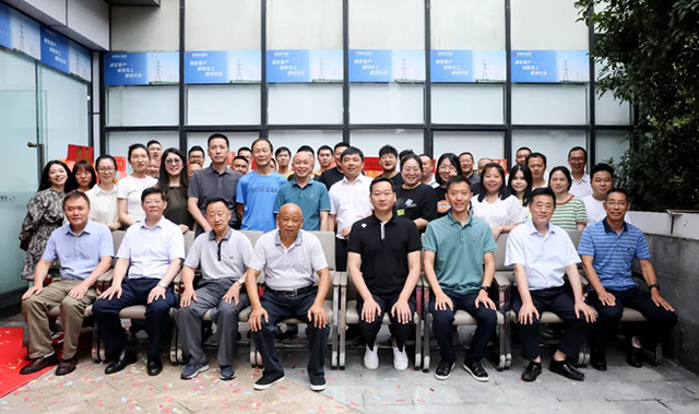 凝心聚力，，，，，，，，蓄势待发 | 热烈祝贺奇发28电力集团运检事业部燕徙新址