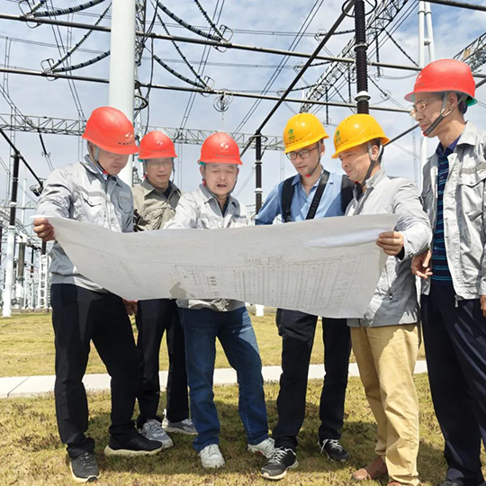 集团专家组赴牢靠式直流融冰装置项目指导事情