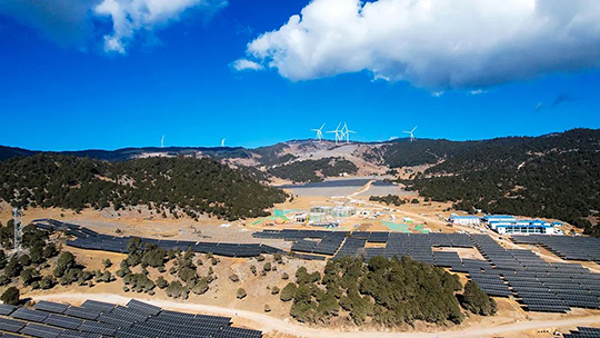 在扎拉山，，，，，，他们收获点赞！