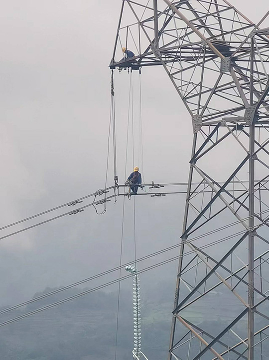 500kV普洪一线磨练事情圆满竣事