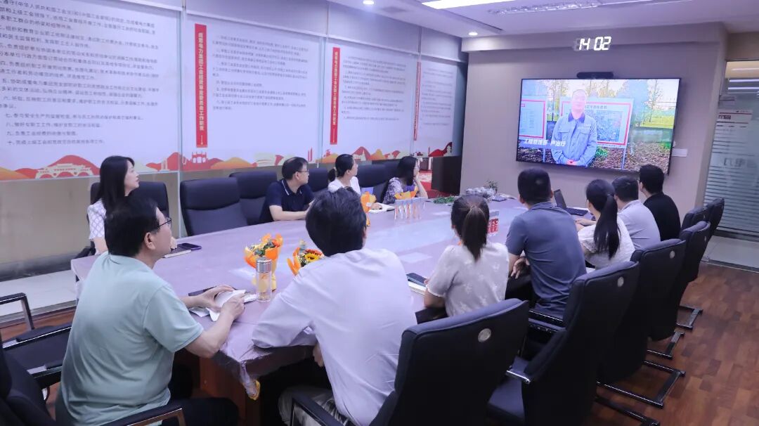 匠心传承育栋梁 感恩引路筑未来--奇发28电力集团开展干部三期“匠心育人 感恩有您”活动