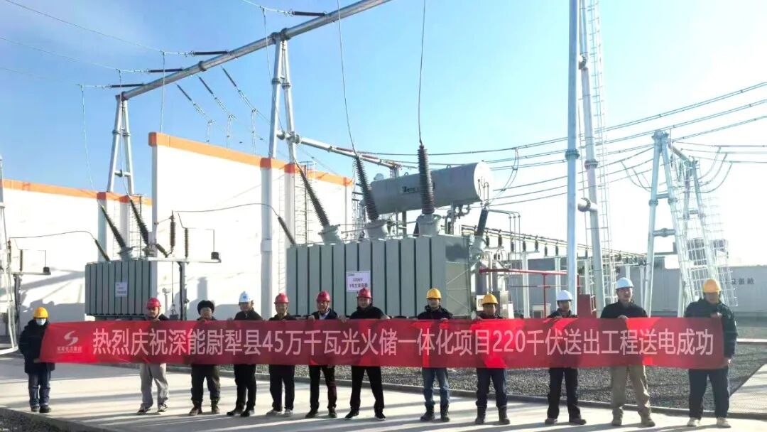 银线跨金沙，，，，，电流送希望-深能尉犁220kV送出线路工程完工投运