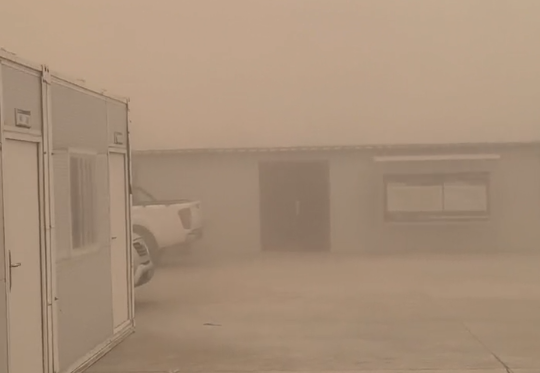 银线跨金沙，，，，，电流送希望-深能尉犁220kV送出线路工程完工投运